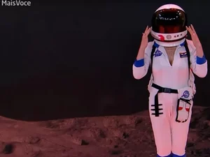 'Xô, Terra plana': Ana Maria faz o 'Mais Você' vestida de astronauta