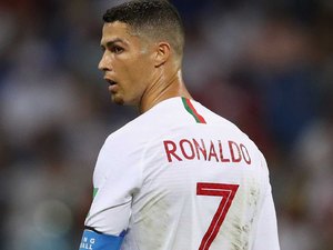 Técnico do Manchester United sugere a saída de Cristiano Ronaldo do clube