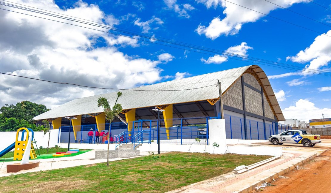Luciano Barbosa inaugura, nesta segunda (19), Ginásio de Esportes no povoado Baixa da Onça