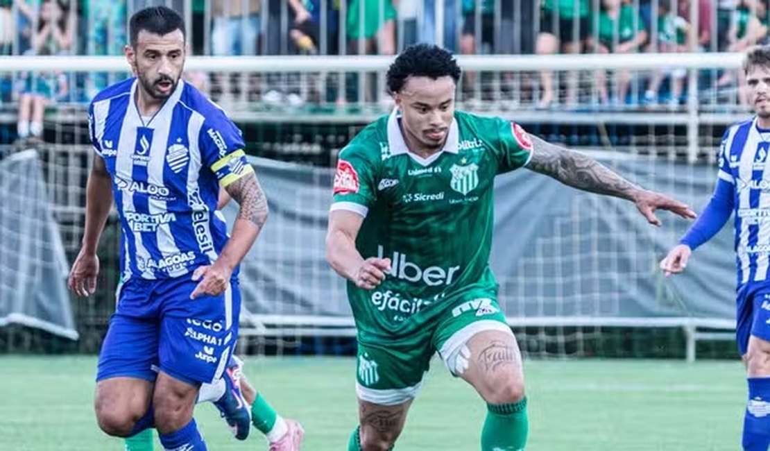 CSA perde para Uberlândia por 1 a 0 no primeiro jogo do mata-mata da Série D