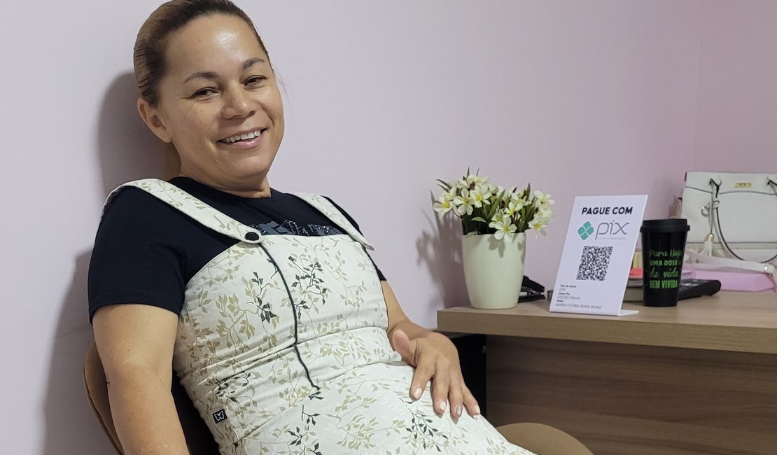 Artesã de Arapiraca promove rifa e feijoada para despesas com cirurgia
