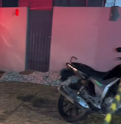 Jovem de 19 anos é morto a tiros ao sair de casa em Ipioca