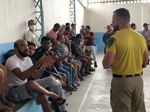 Equipes da SMTT visitam Eustáquio Gomes para discutir proposta de reordenamento de trânsito