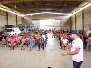 Prefeitura de Campestre entrega 500 cestas básicas