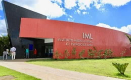 Homem é assassinado com tiros na cabeça no bairro Santa Lúcia, em Maceió