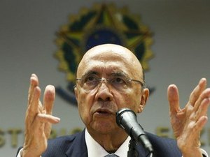 Ministro da Fazenda prevê queda do desemprego para 2017