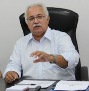 Rogério Teófilo anuncia reforma do estádio municipal e recursos para o ASA