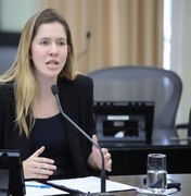 Cibele Moura solicita capacitação permanente para equipes odontológicas das UPAs, HGE e Hospital do Coração