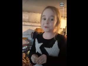 Menina ucraniana emociona ao cantar ‘Let it Go’ em bunker e viraliza