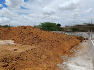 Frigorífico de Arapiraca é multado em mais de R$ 84 mil e tem obra embargada