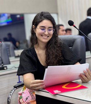 Teca Nelma defende implementação da tarifa zero no transporte público de Maceió