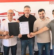 Arthur Lira e Ronaldo Lopes unem forças e deputado leva mais de R$ 7 milhões em obras e equipamentos a Penedo