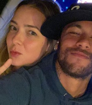 Neymar se declara para Carol Dantas, mãe do seu filho