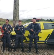 Policiais pernambucanos mortos em combate recebem homenagens de Polícia alagoana