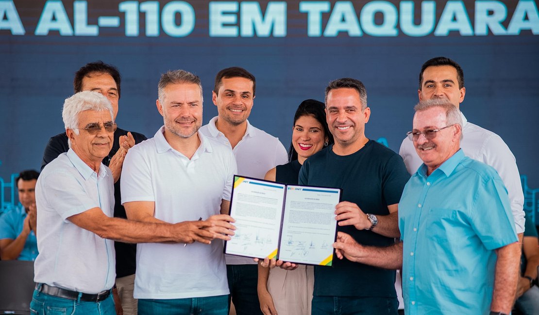 Governador Paulo Dantas assina ordem de serviço para recuperação da AL 110 em Taquarana