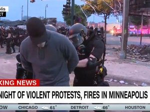 Jornalista negro da CNN é detido durante cobertura de protestos em Minneapolis