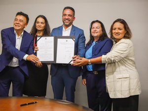 Paulo Dantas sanciona lei que torna Alagoas o estado mais competitivo no comércio do gás natural