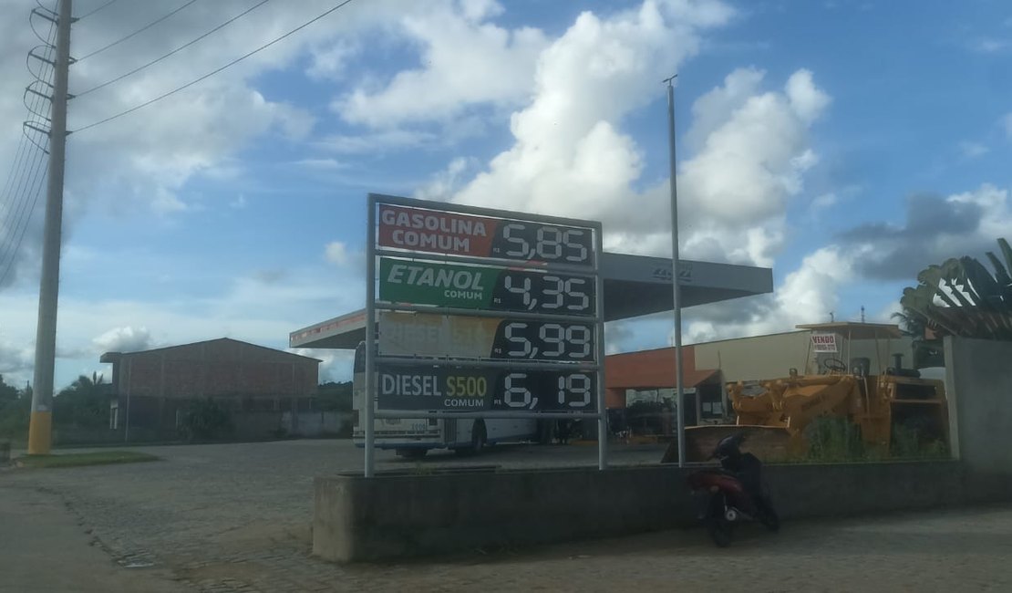 Preço do litro da gasolina comum sofre reajuste em Matriz de Camaragibe