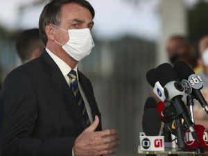Vai faltar dinheiro para pagar servidor público, diz Bolsonaro