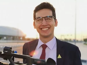 Quem é Nilson Klava, apresentador do JH aclamado por Maria Beltrão