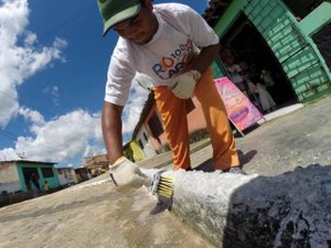 Prefeitura de Rio Largo realiza ações de limpeza e iluminação no Conjunto Mutirão