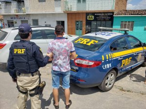 PRF prende sete motoristas embriagados durante o fim de semana em Alagoas