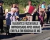 Viajantes fazem baile improvisado em meio a trânsito parado em MG