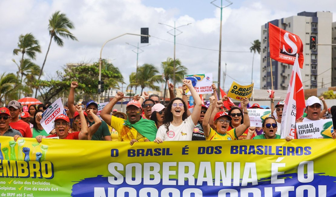 “A soberania nacional é inegociável”, afirma Teca Nelma durante o 31º Grito dos Excluídos em Maceió