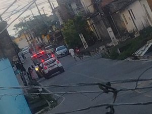 Homem é alvejado por disparos e sobrevive na Chã de Bebedouro