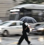 Inmet emite alerta para o RS de ventos de até 100 km/h e tempestade