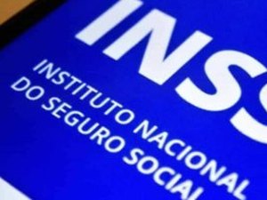 Pedidos de aposentadoria ficam parados à espera de adaptação de sistema às novas regras da Previdência