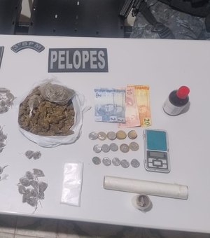Pedreiro e mais dois suspeitos são presos vendendo maconha em Arapiraca