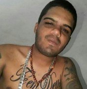 Jovem foi morto com disparos de arma de fogo na parte alta de Maceió