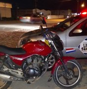 Lei Seca: Dois adolescente são preso com revólver e moto roubada