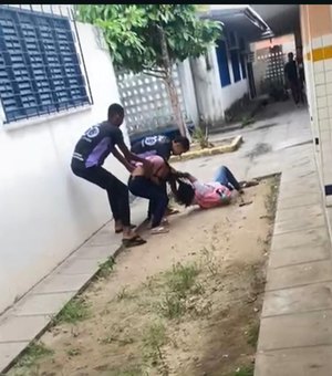 Aluna grávida briga com colega em escola da Barra de Santo Antônio