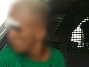Menor acusado de roubo é espancado na Feira do Passarinho