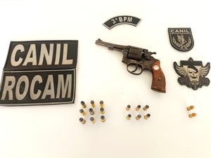 Adolescente é apreendida em Arapiraca com revólver e munições após denúncia