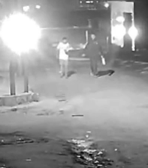 Polícia divulga imagens para localizar autor de homicídio em São Miguel dos Campos