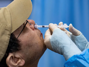 Nova vacina nasal contra Covid-19 mostra potencial após testes na Alemanha