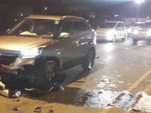 Colisão entre carro e moto deixa um morto na Av. Menino Marcelo