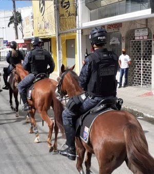 Covid 19: Cavalaria do 3º BPM atua nas barreiras sanitárias instaladas em Arapiraca