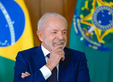 Lula sanciona lei do marco regulatório da vacina contra o câncer