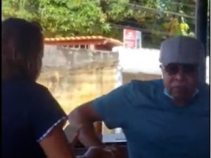 Casal de mulheres é vítima de preconceito em restaurante de Maceió