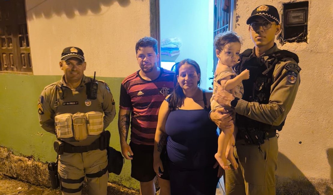 Policiais militares salvam bebê engasgado durante patrulhamento no Benedito Bentes