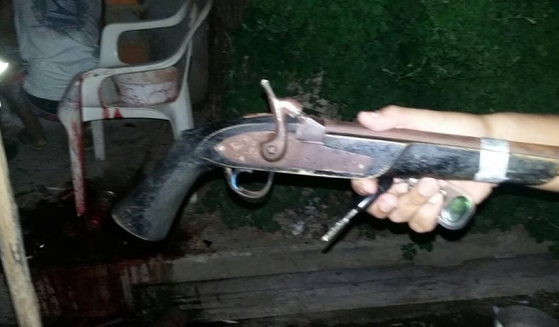 Idoso mata amante com tiro de espingarda 'soca tempero'