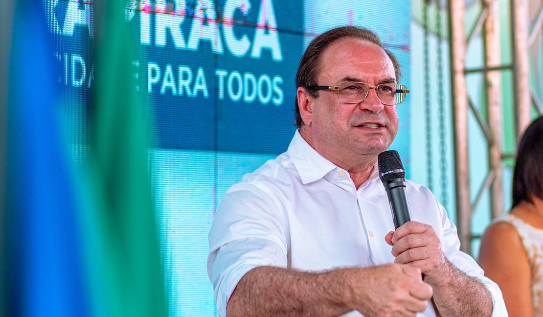 Luciano Barbosa faz mudanças no secretariado e mexe no cenário político de Arapiraca