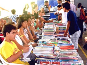 [Vídeo] Feirão de Livro do SESC termina nesta sexta-feira, em Arapiraca
