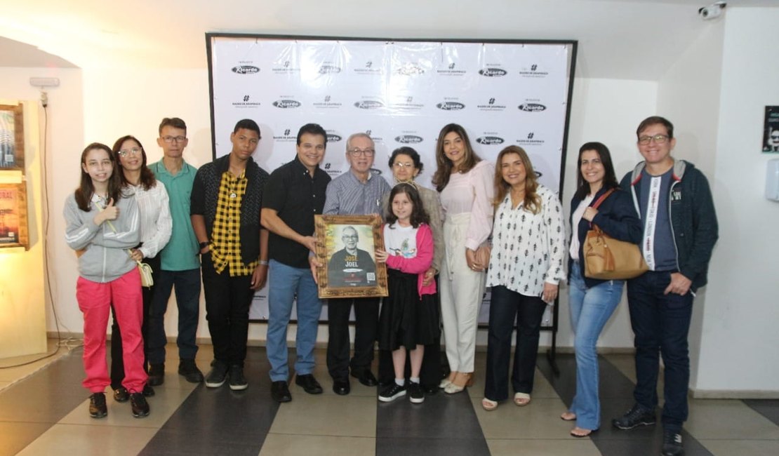 Homenageados se emocionam em nova edição do Projeto Raízes de Arapiraca