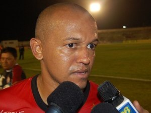 Atacante Reinaldo Alagoano e volante Guto reforçarão o Treze de Campina Grande 