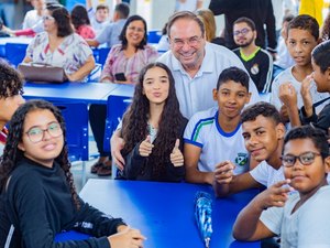 Prefeito Luciano Barbosa inaugura 34ª obra e anuncia construção de ginásio em escola